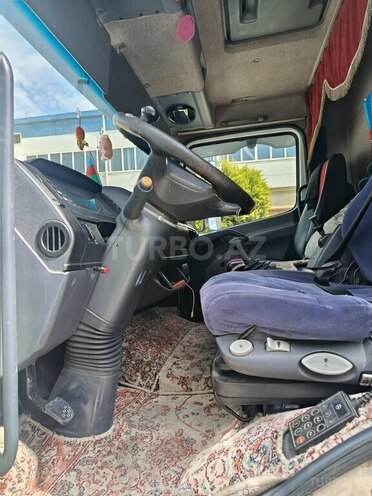 Mercedes Atego 1218-8