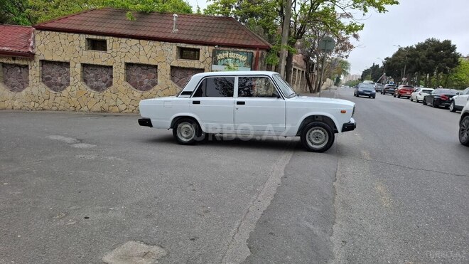 LADA (VAZ) 2107-5
