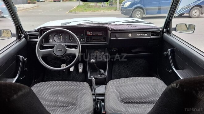 LADA (VAZ) 2107-13