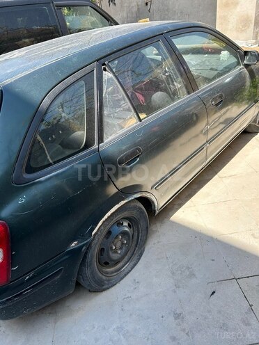 Mazda 323-6