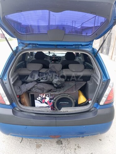 Kia Rio-10