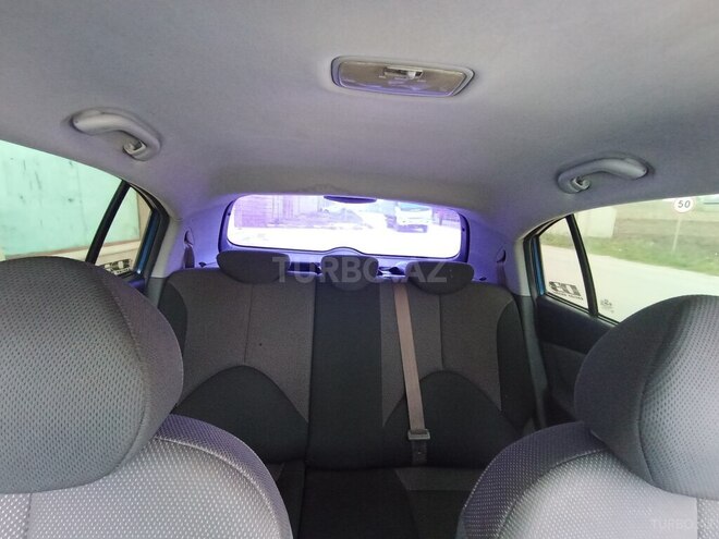 Kia Rio-11
