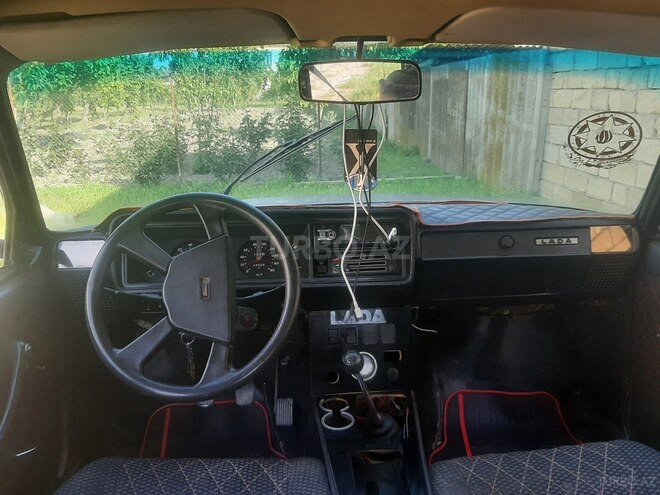 LADA (VAZ) 2107-2