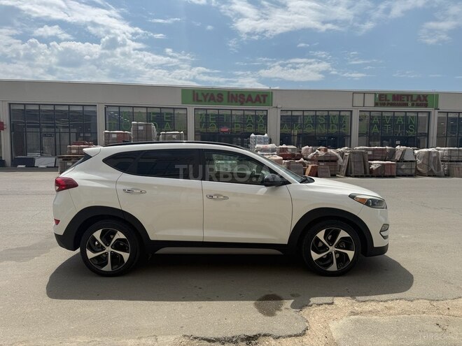 Hyundai Tucson-8