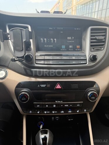 Hyundai Tucson-11