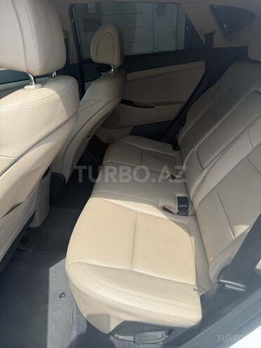 Hyundai Tucson-14