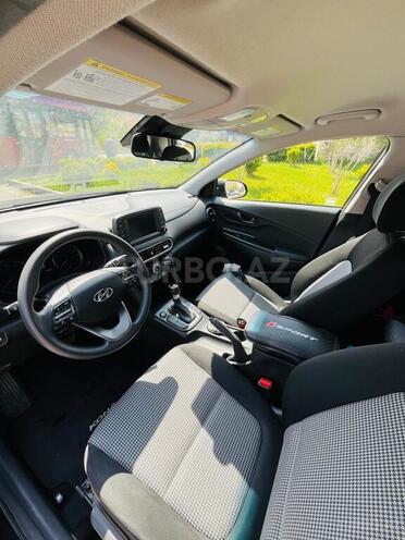Hyundai Kona-8