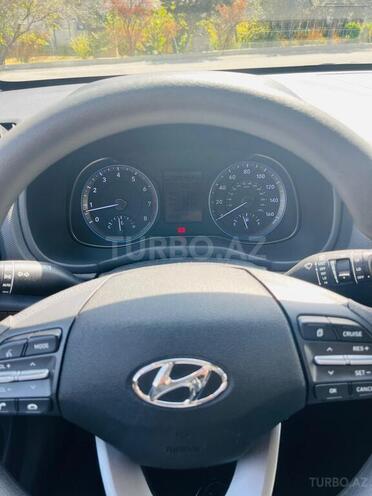 Hyundai Kona-9