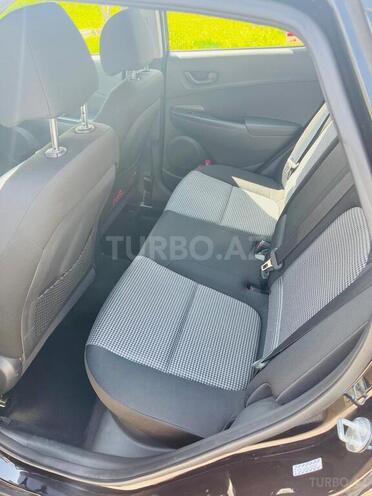 Hyundai Kona-10