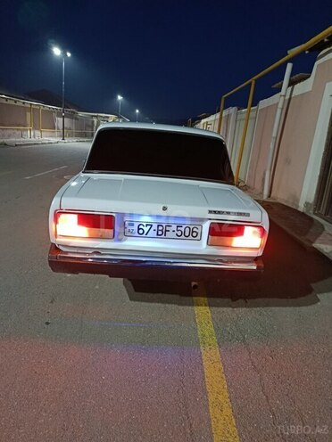 LADA (VAZ) 2107-2