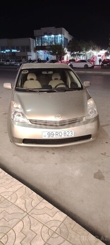 Toyota Prius-1