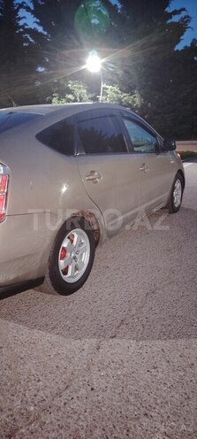 Toyota Prius-11