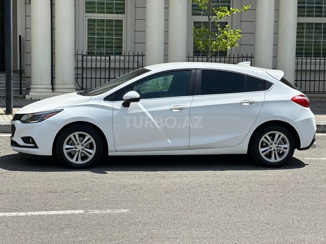 Chevrolet Cruze-6