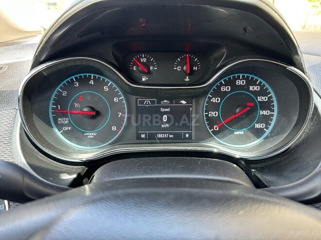 Chevrolet Cruze-20