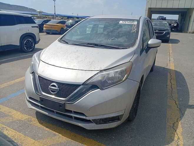 Nissan Versa Note-1