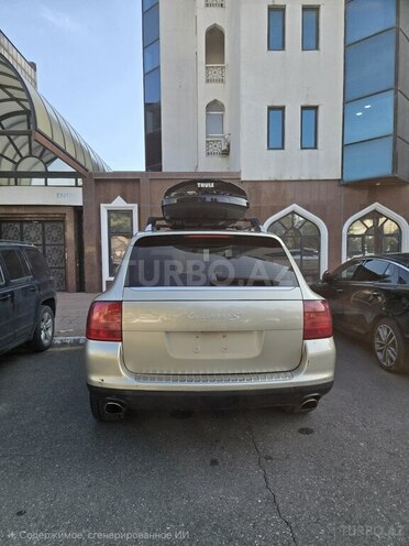 Porsche Cayenne Turbo S-2
