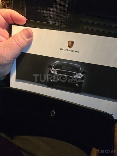 Porsche Cayenne Turbo S-11