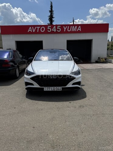 Hyundai Sonata-1