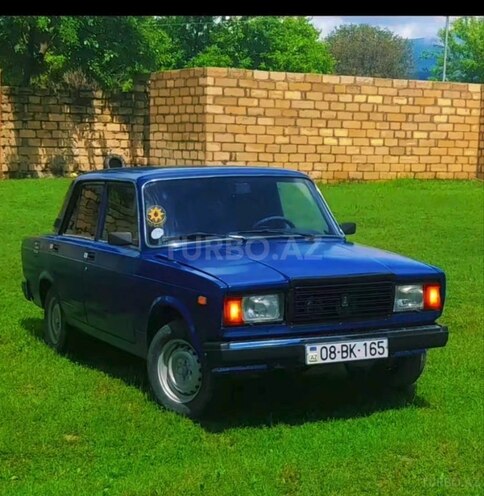 LADA (VAZ) 2107-2