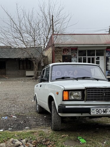 LADA (VAZ) 2107-2