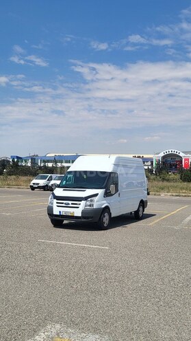 Ford Transit-1