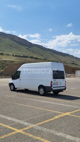 Ford Transit-6
