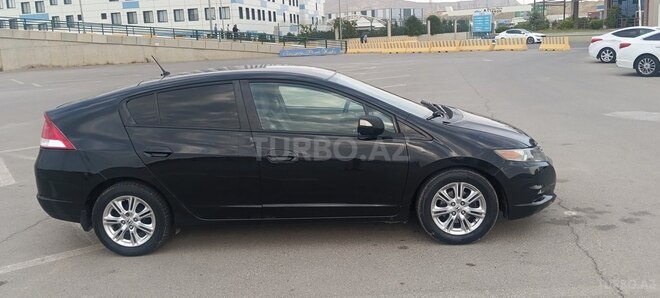 Honda Insight-3