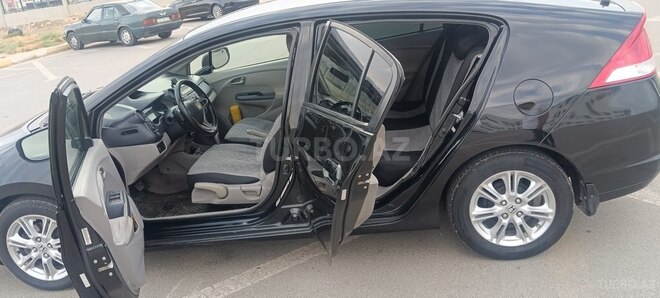 Honda Insight-4