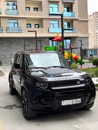 Land Rover Defender-1