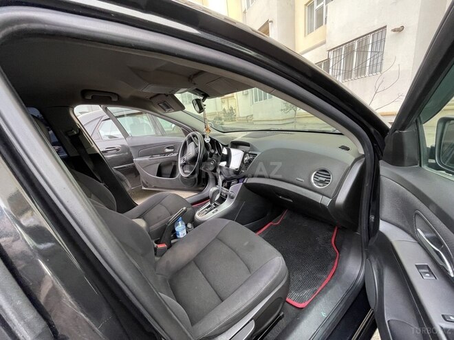 Chevrolet Cruze-8