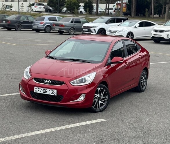 Hyundai Accent-1