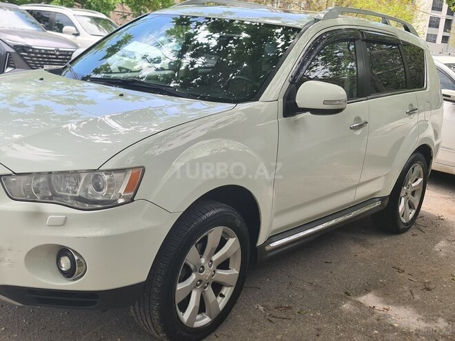 Mitsubishi Outlander-4