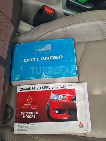 Mitsubishi Outlander-13