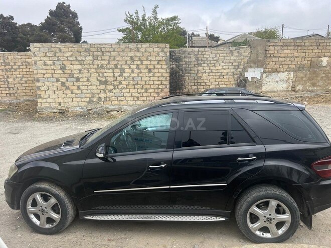 Mercedes ML 320 4MATIC-7