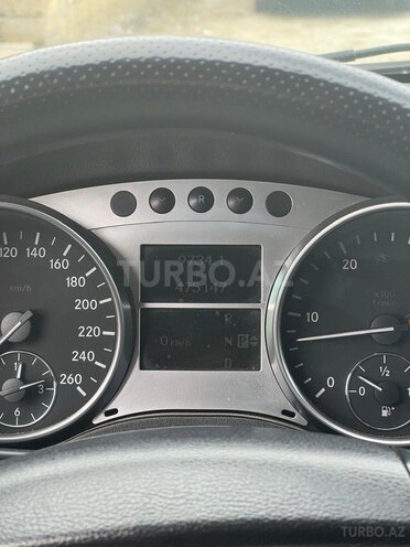 Mercedes ML 320 4MATIC-3