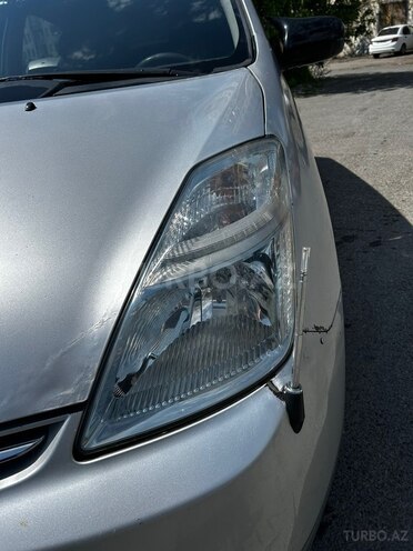 Toyota Prius-6