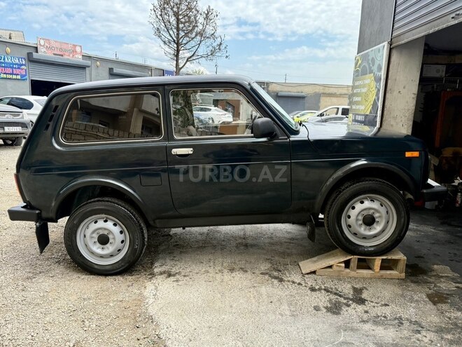 LADA (VAZ) Niva-8