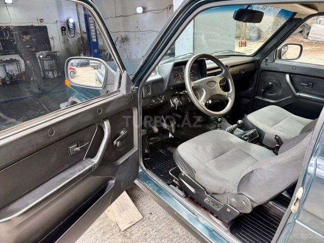 LADA (VAZ) Niva-12