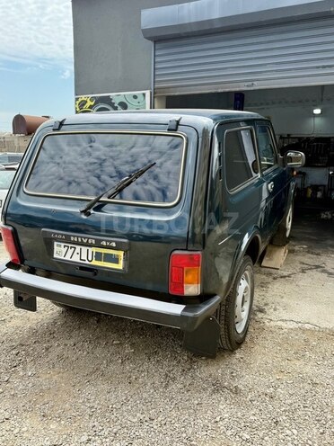 LADA (VAZ) Niva-9