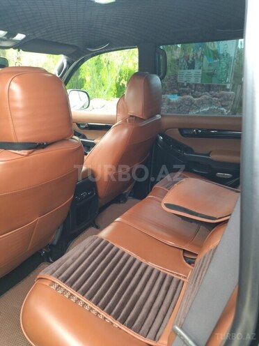Toyota Land Cruiser Prado-7