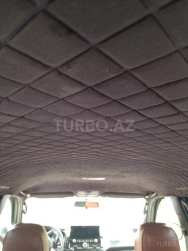 Toyota Land Cruiser Prado-9