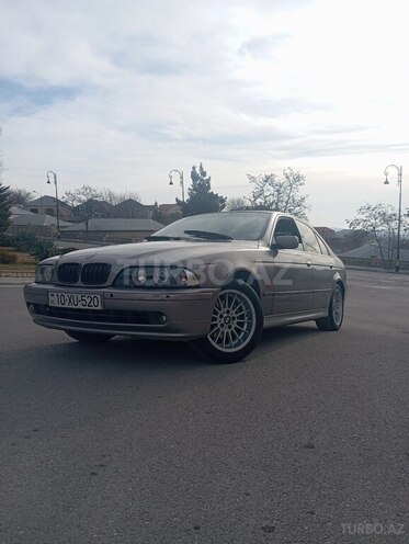 BMW 520-8