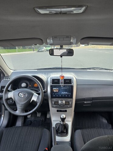 Toyota Corolla-8