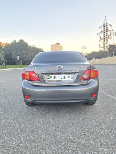 Toyota Corolla-6