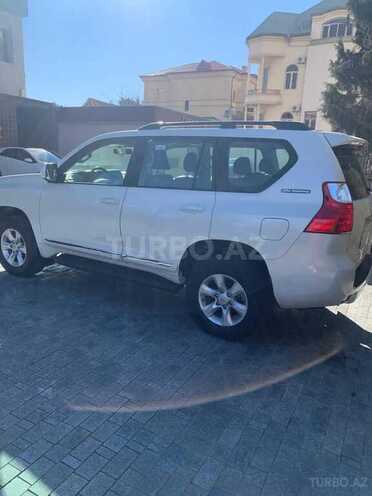 Toyota Land Cruiser Prado-9