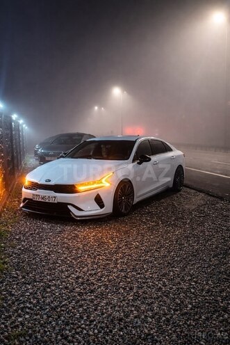 Kia K5-1