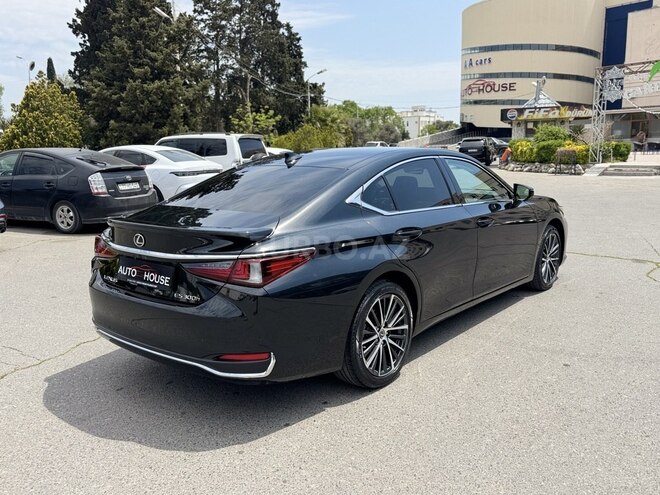 Lexus ES 300h-5