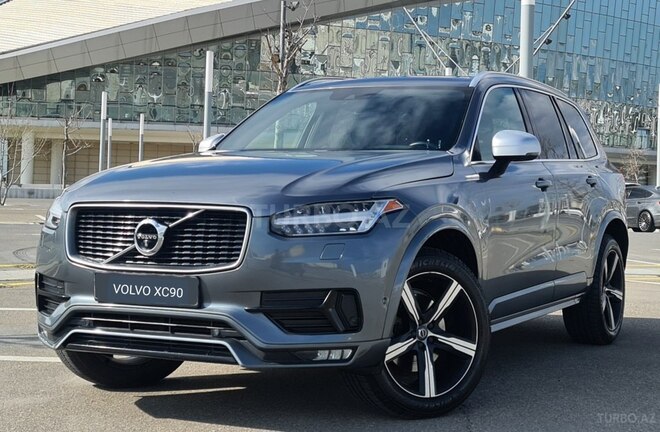Volvo XC90-1