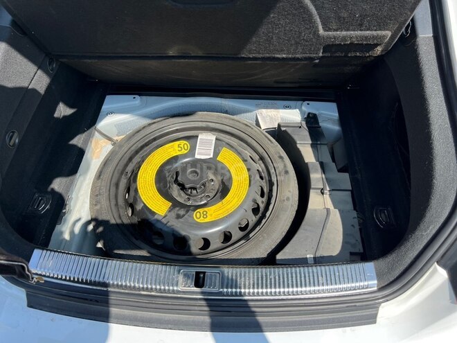 Audi A7-8