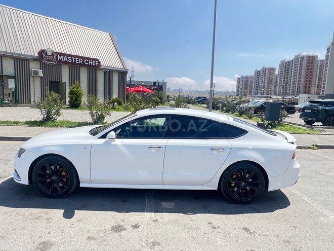Audi A7-17